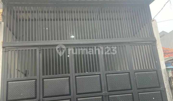 Rumah 2 Lantai Dekat Pusat Kota dan Perkantoran
