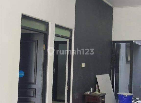 Rumah 2 Lantai di MANYAR REJO SURABAYA
 2