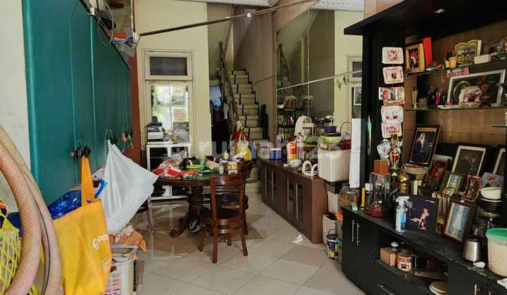 palm spring house jambangan near the grand mosque, near karah, near ketintang 2