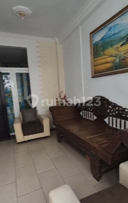  rumah babatan pratama dekat pakuwon mall PTC, dekat kampus UNESA lidah