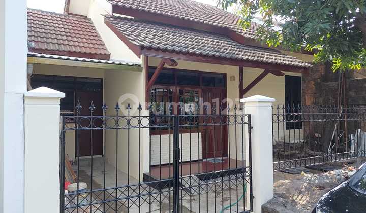 RUMAH  Rungkut mapan timur 