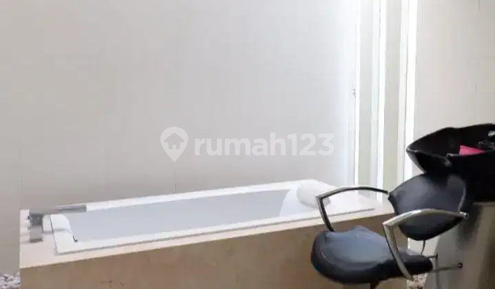 Citraland Newton Hill house, near Gwalk, near UC campus, near Lontar. 2