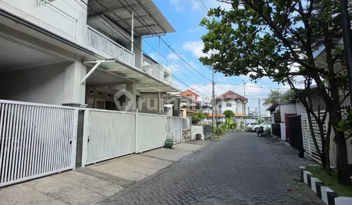  rumah babatan pratama dekat pakuwon mall PTC, dekat kampus UNESA lidah