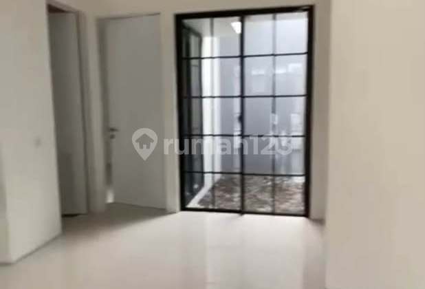 Graha Natura house near GWalk, near UC Campus, near Pakuwon Mall PTC. Graha Natura house near GWalk, near UC Campus, near Pakuwon Mall PTC.