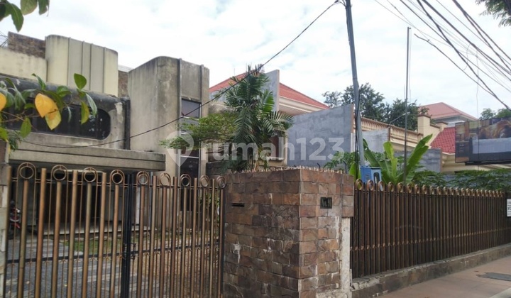 rumah raya darmo Komersial area