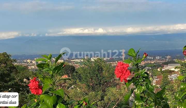 Dijual Rumah Kebun (villa) Luas, Dilokasi Strategis Karang Widoro Dijual Rumah Kebun (villa) Luas, Dilokasi Strategis Karang Widoro