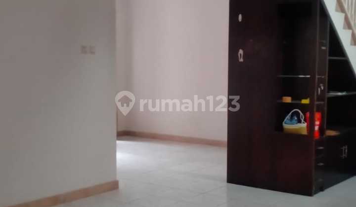 Dijual Rumah 2 Lantai di Puri Bintaro Sektor 9,Harga Nego Rp 4M, Shnt+rnv 2