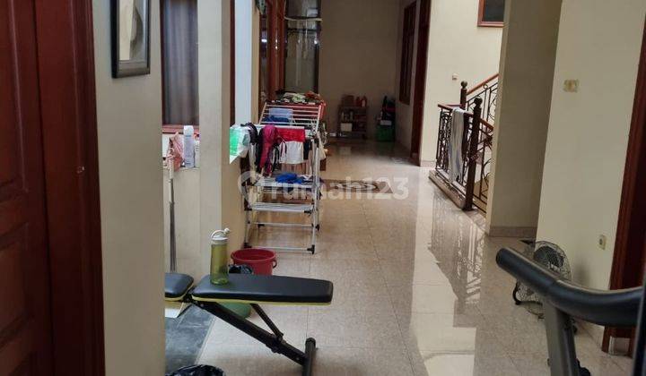 Dijual Rumah 3 Lantai di Jl. Mangga Besar 2