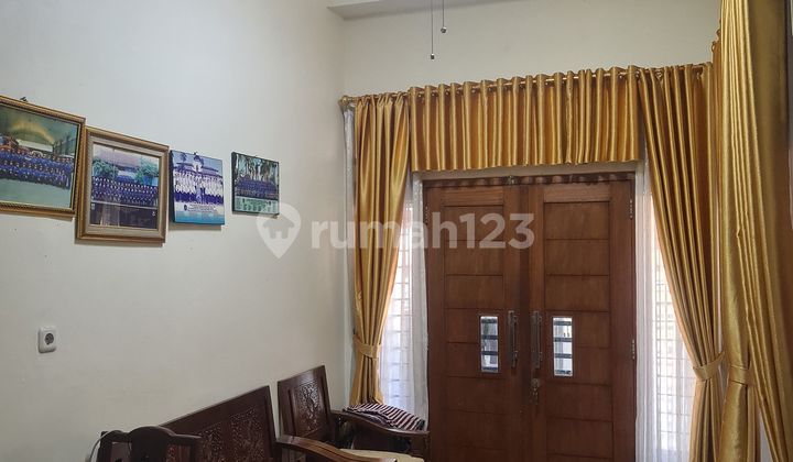 Dijual Rumah 2 Lantai Mutiara Gading Riviera 2