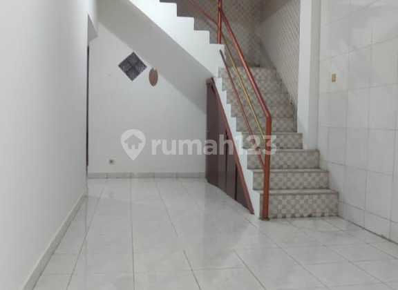 For Rent: Ready-to-Occupy House Located in BCS, Kelapa Gading 2