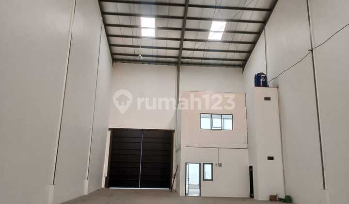 Warehouse + Office for Rent in Daan Mogot, Easy Access & Prime Location