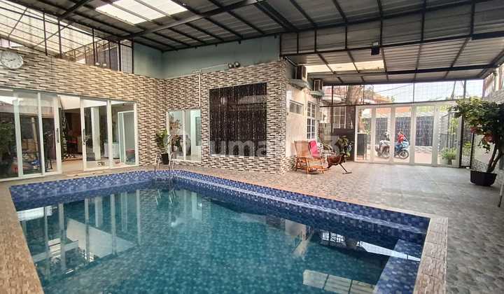 Dijual Rumah Mewah Rasa Villa di Jagakarsa, Jakarta Selatan