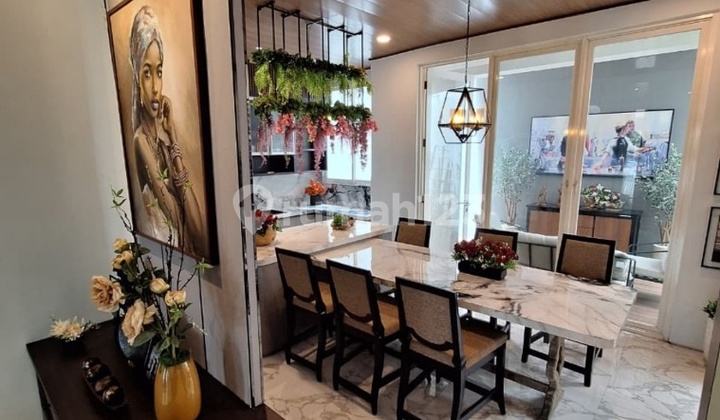 Beautiful House in Larizembassy Cluster, Pakuwon Indah, West Surabaya