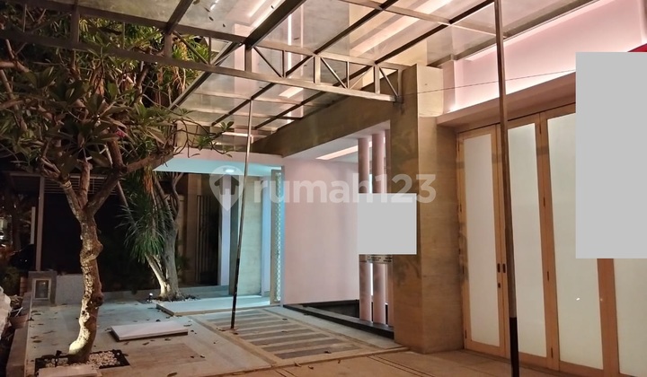 House for Rent Laguna Pakuwon City Palm Beach East Surabaya 2