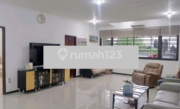 Sell Strategic 2-Story Shop House on Raya Kupang Jaya, West Surabaya 2