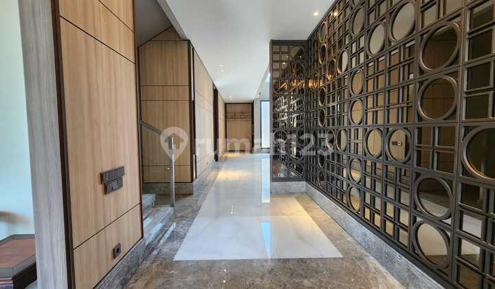 Rumah Baru Gress Bagus Siap Huni. Modern Minimalis. Dekat Pusat Kota Surabaya. Dibangun dengan Kualitas dan Hati. Segera Hub : Kenfat 08121696xxxx