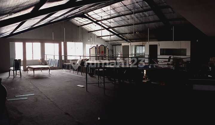 For Rent: Excellent Business Space Location Near Downtown Semarang