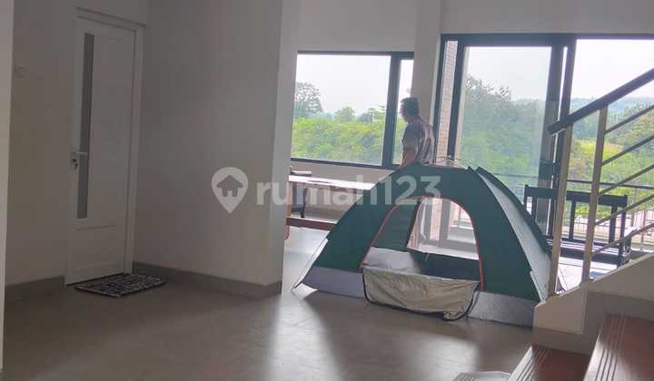 Disewakan Rumah Green Royalle Candi Golf Semi Furnished Bagus 2