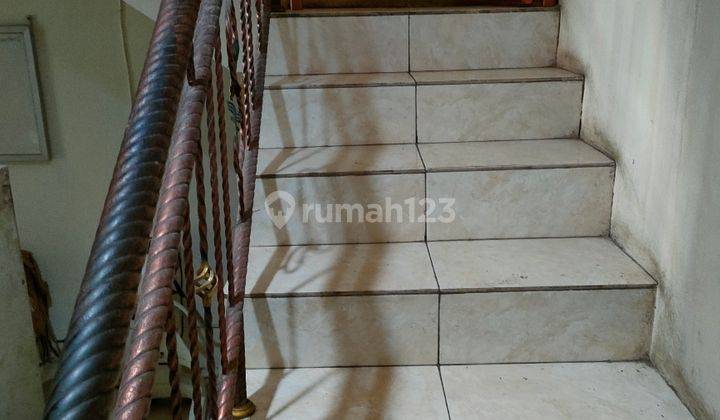Ruko daerah strategis di pucang gading 3