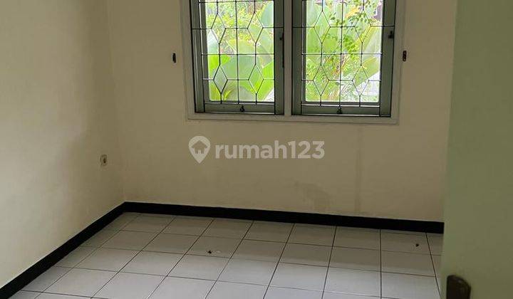 Rumah di lingkungan nyaman dan asri di daerah elite semarang barat  4