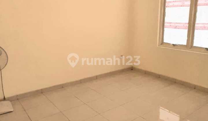 Rumah murah modern di Perumahan Graha Padma 6