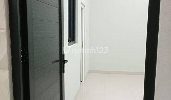 Rumah 2 lantai bagus di daerah semarang timur  8