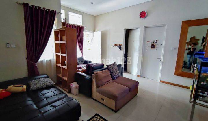 Rumah murah semi furnished bagus di forest hill BSB 2