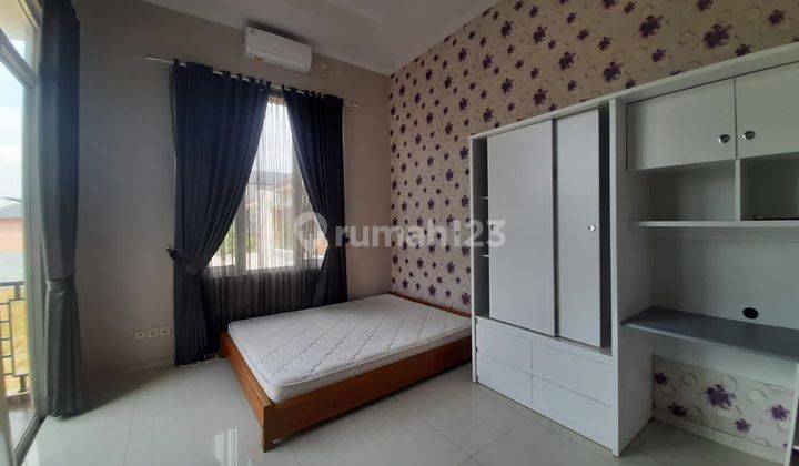 Rumah 2.5 Lantai Furnished Bagus di Perumahan BSB Cluster Graha Taman Pelangi 2