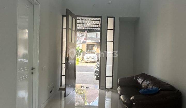 Rumah Bagus Semi Furnished di Perumahan Citragrand Cluster Red Terracota 1