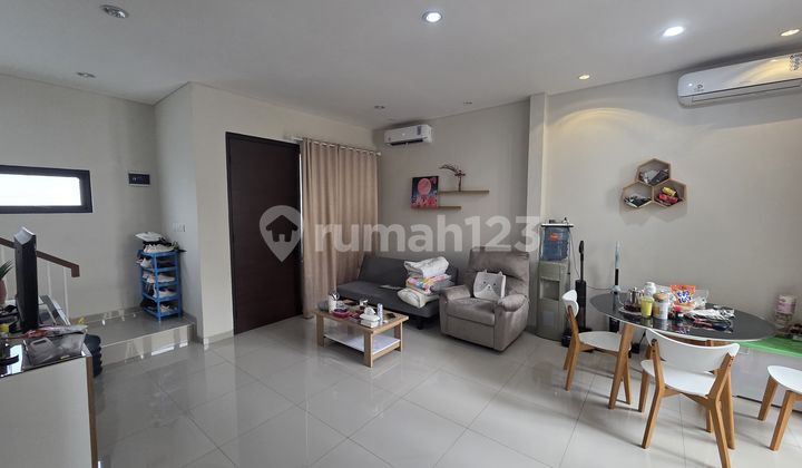 Disewakan Rumah Full Furnished Bagus Dan Murah Di Graha Padma  2