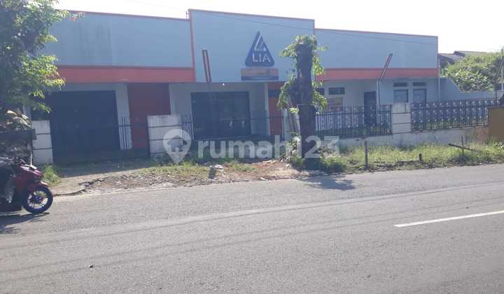 Disewakan Ruang Usaha Lokasi Strategis Banyumanik 1