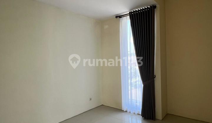 For Rent Cheap Nice House In Ivy Park Bsb Citraland Semarang 2