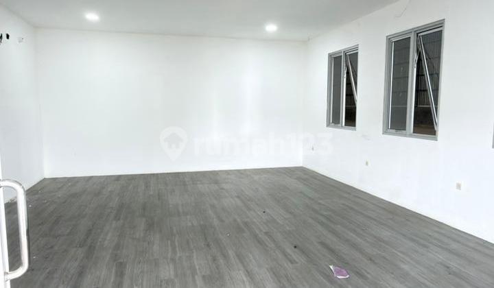 Disewakan Gudang Bagus dan Strategis di Kawasan Bsb 2