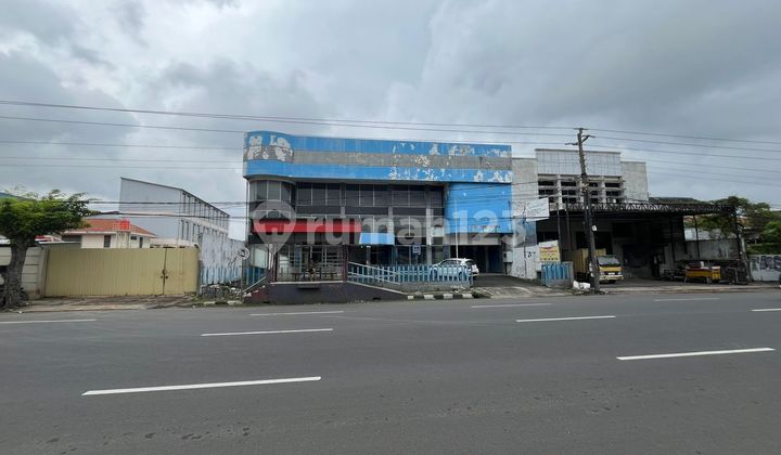 For Rent: Commercial Space in a Strategic Location on Semarang Main Road 1