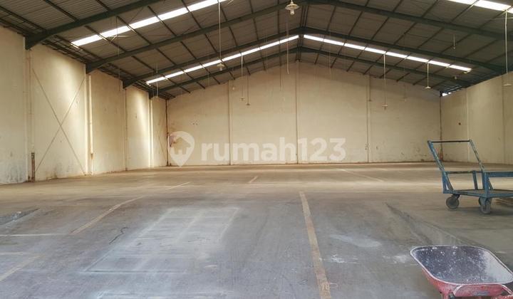For Rent: Cheap and Good Warehouse, Strategic Location in Kic Gatsu. 1