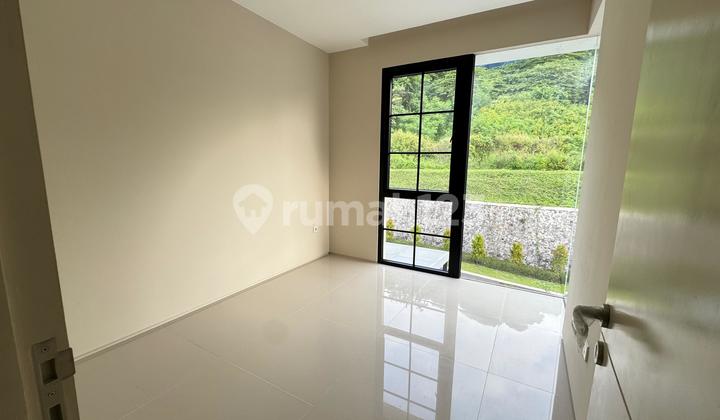 Disewakan Rumah Semi Furnished Istimewa Citrasun Bukit Sari 2