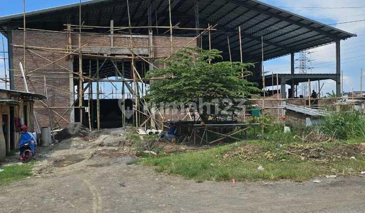 Warehouse For Rent, Good Condition in Gatsu, Ready January 2026 1
