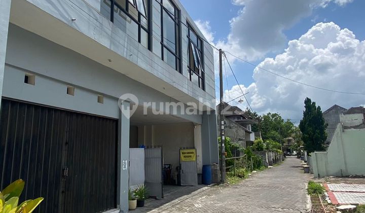 Exclusive Boarding House Near UII Central Campus 2