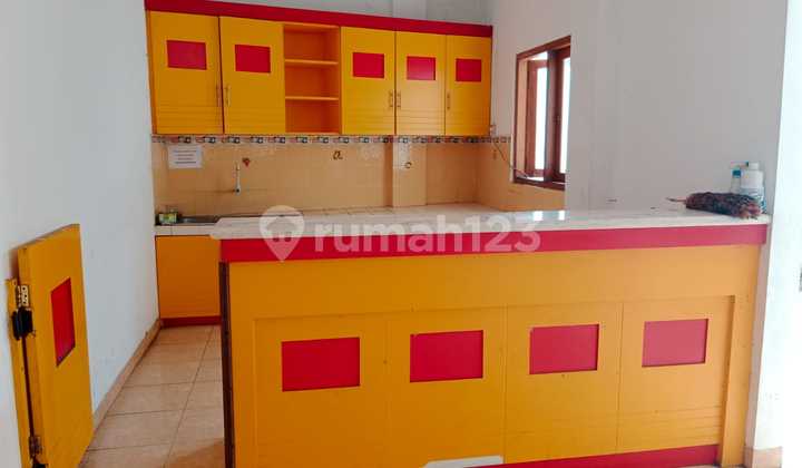 Ruko 2 Lantai Tengah Kota 7