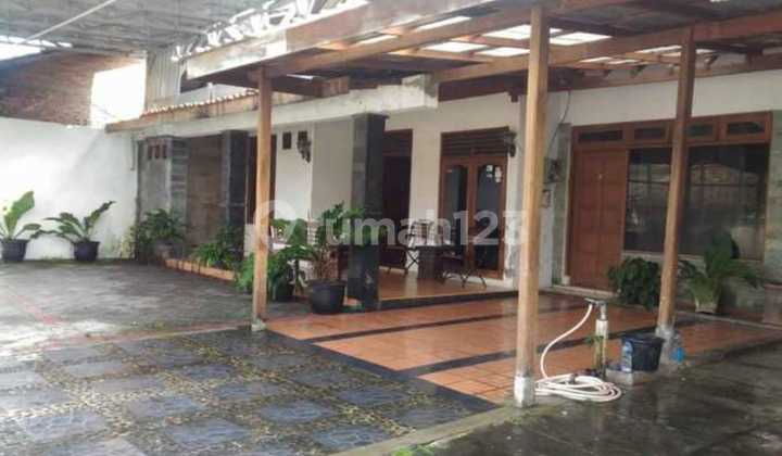 2-Story House Near Alfamidi on Kaliurang Road 2