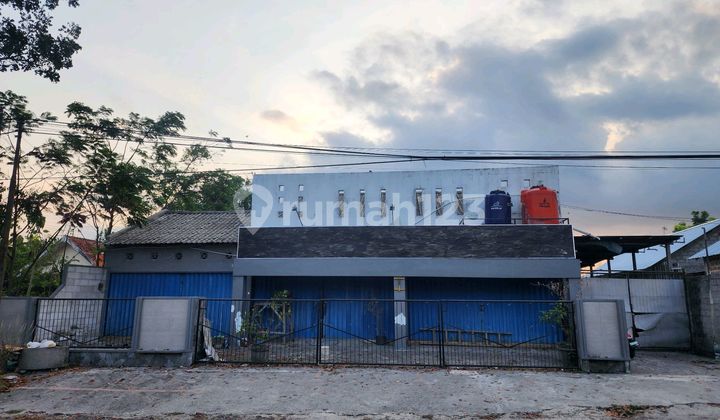 Roadside Shop on Cangkringan Kalasan Main Road 1