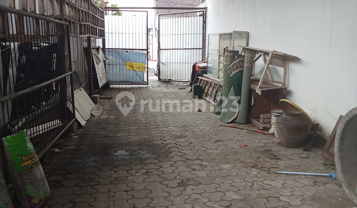 Roadside Shop on Cangkringan Kalasan Main Road 2