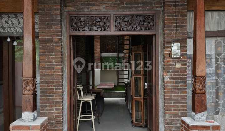 For Rent 2-Story House Near UGM 2