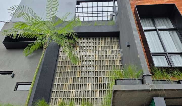 Exclusive Demangan Boarding House Fully Occupied Exclusive Demangan Boarding House Fully Occupied