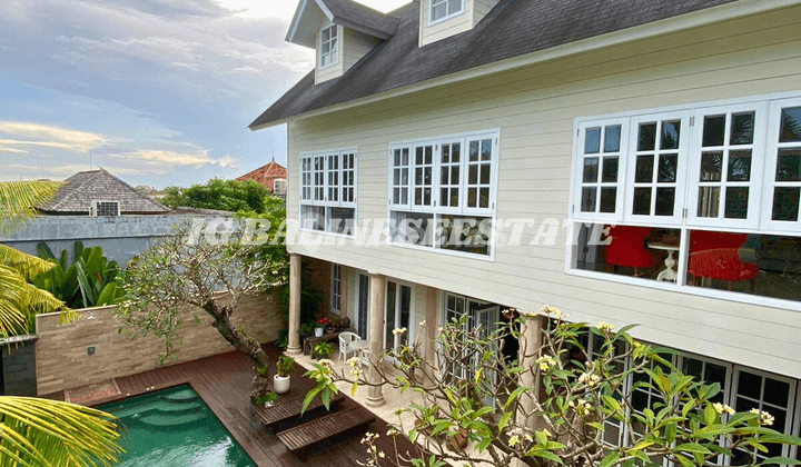 (H76) AMERICAN CLASIC VILLA FOR SALE IN KEROBOKAN 2