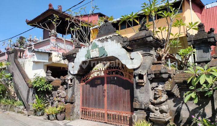 (H79) BALINESE STYLE HOUSE IN PEGUYANGAN, DENPASAR 2