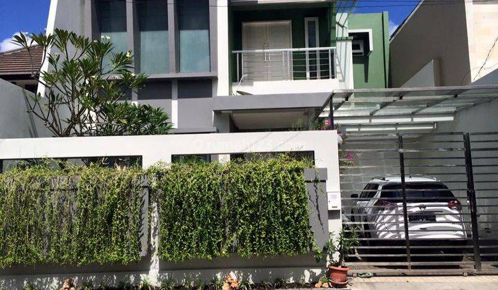 (I57) RUMAH MODERN FULL FURNISH STRATEGIS DI KEROBOKAN MERTANADI 1