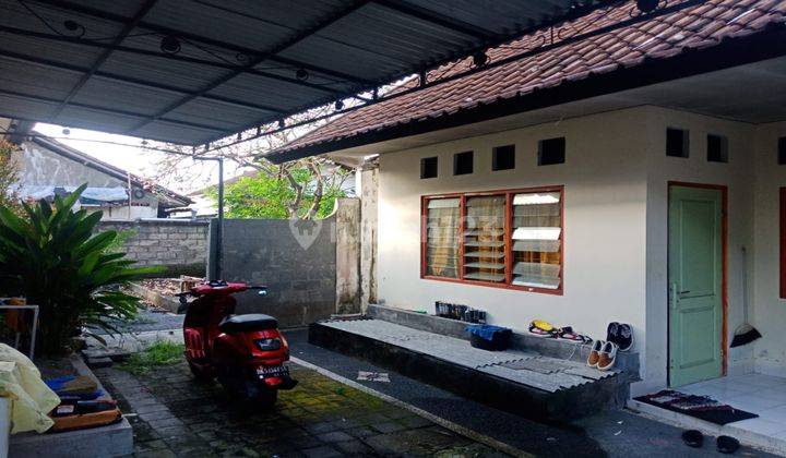 (I00) RUMAH LUAS TENGAH KOTA DI SESETAN 2