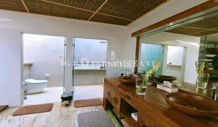 (J13) MODERN DESIGN WOODEN VILLA VIEW GWK 2