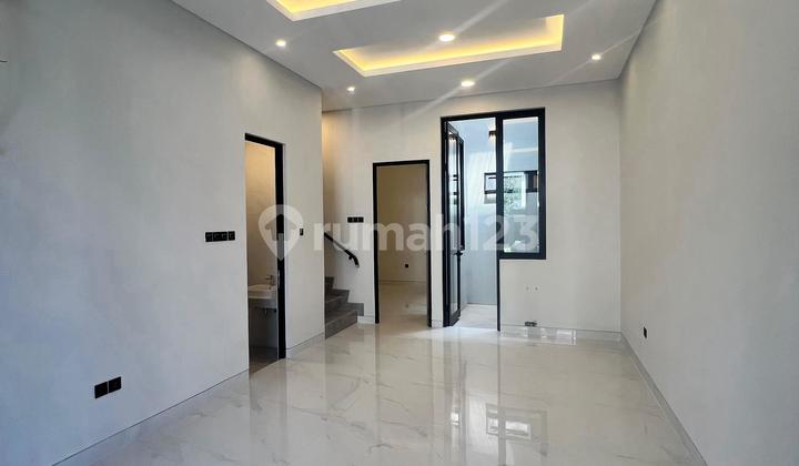 For Sale New 2-Story Moca Vrbana Dian Istana Wiyung Surabaya Near PTC 2